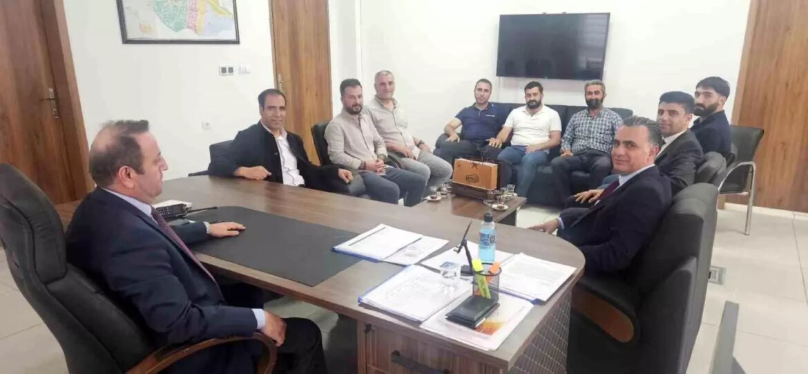 bulanik-ilce-emniyet-muduru-uluturke-hayirli-olsun-ziyareti-xDBLcF7x.jpg