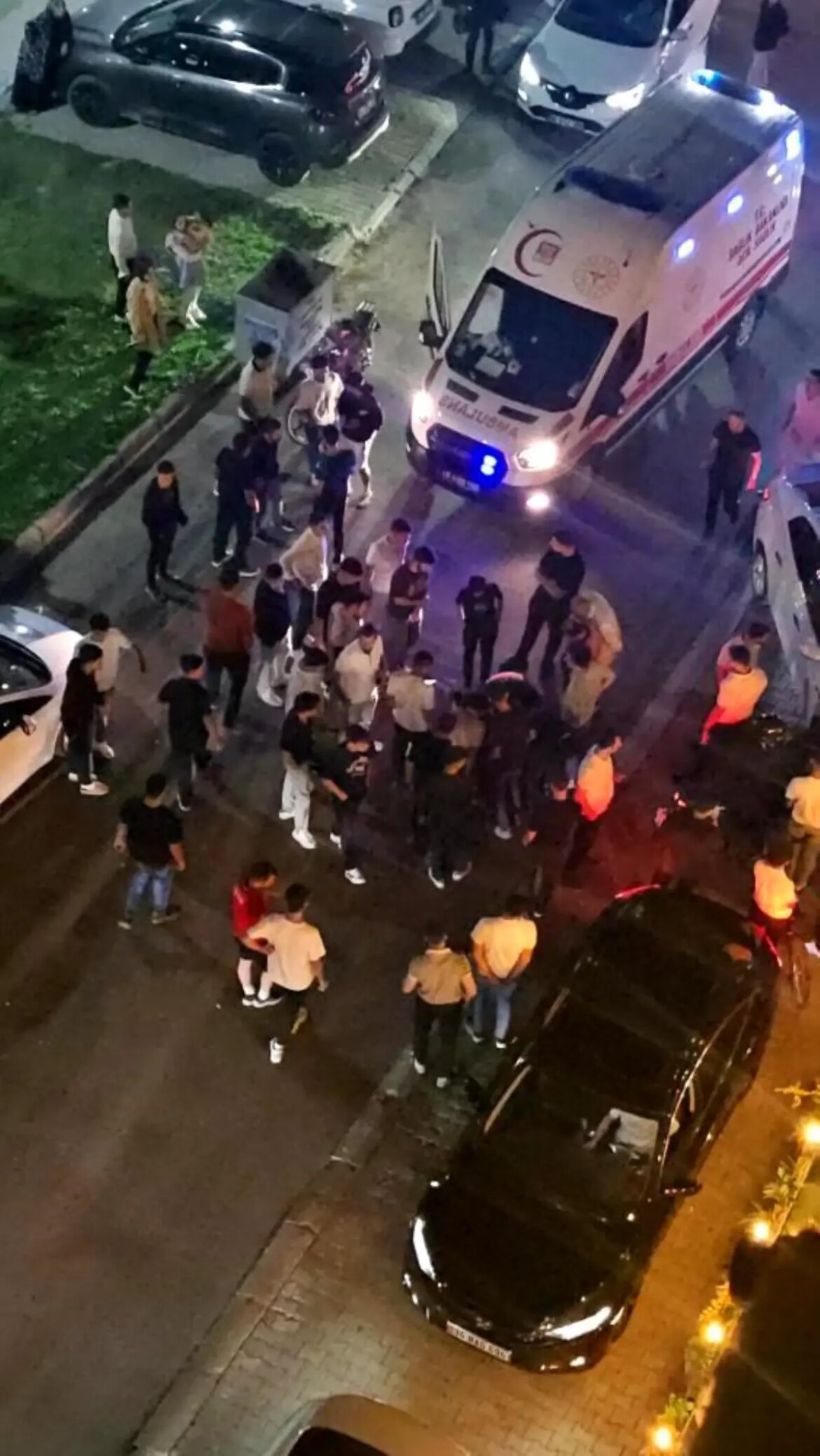 musta-motosiklet-kazasi-surucu-yaralandi-gQuFt7ux.jpg